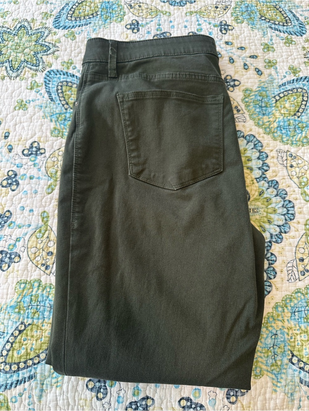 LuLaRoe Olive Green Jeans - Size 32